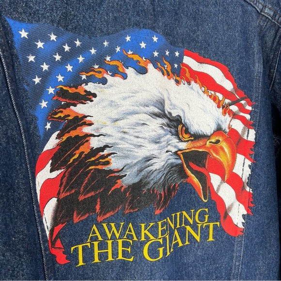 Vintage Lee 90’s Bald Eagle American Flag Embroidered Denim Jean Jacket MEDIUM - Picture 2 of 15